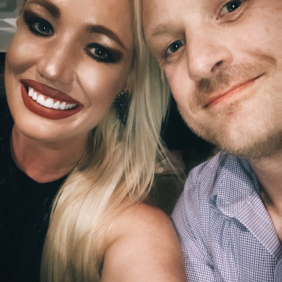 Meet your Posher, Christina - Picture 1 of 1